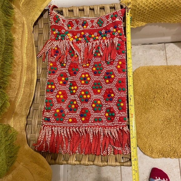 *VINTAGE* Groovy 70's plastic beaded shoulder bag with fringe! ADORABLE! - Picture 5 of 14